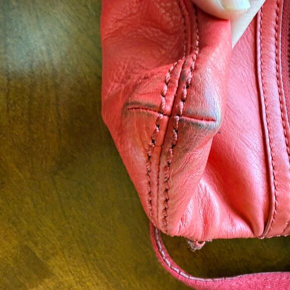 Fossil Coral Orange 100% Cow Hide Leather Square Crossbody Zipper Top Purse Bag - Picture 5 of 9